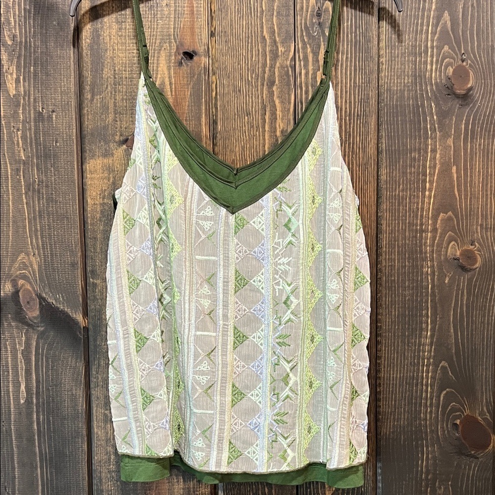 Anthropologie Tiny Clarice Top M Green Embroidered Overlay Tank Boho Flowy Artsy
